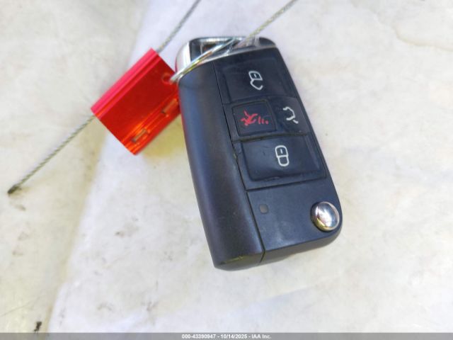 2019 VOLKSWAGEN TIGUAN 3VV2B7AX3KM107763 Photo 10