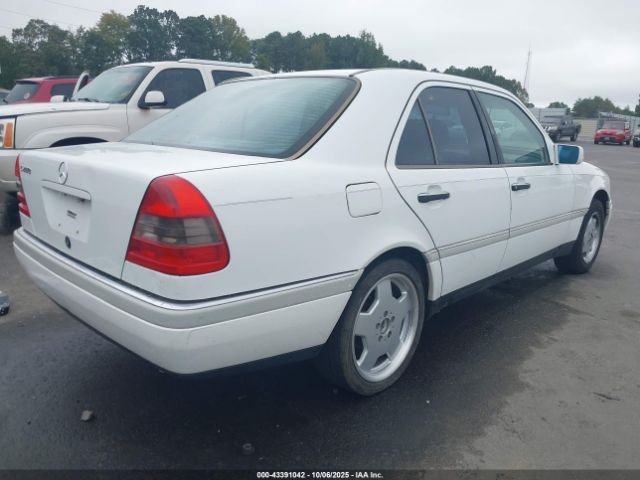 1995 MERCEDES-BENZ C WDBHA28E2SF125835 Photo 3