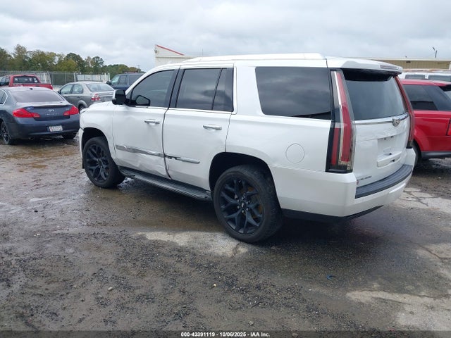 2016 CADILLAC ESCALADE 1GYS4BKJ0GR235366 Photo 2