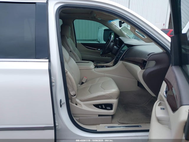 2016 CADILLAC ESCALADE 1GYS4BKJ0GR235366 Photo 4