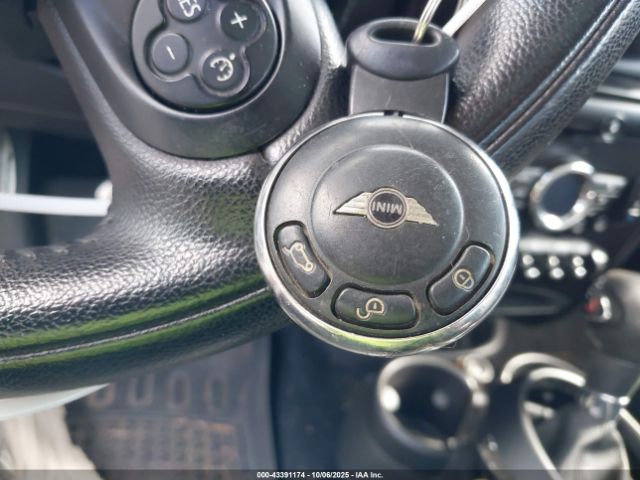 2013 MINI COOPER PACEMAN WMWSS7C57DWN71536 Photo 10