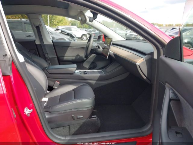 2022 TESLA MODEL Y 7SAYGDEE1NF441562 Photo 4