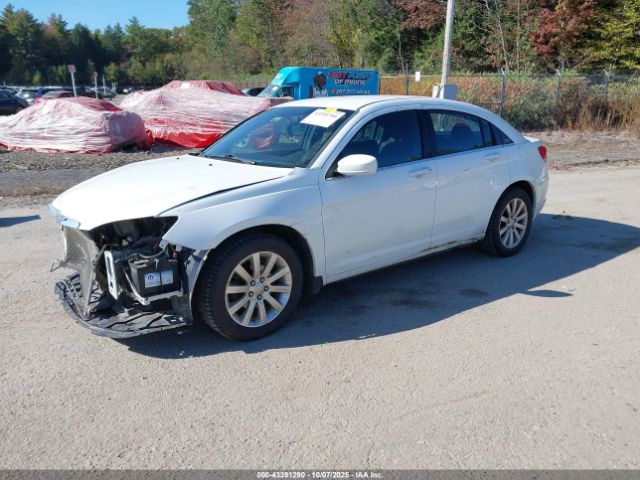 2014 CHRYSLER 200 1C3CCBBG3EN106466 Photo 1