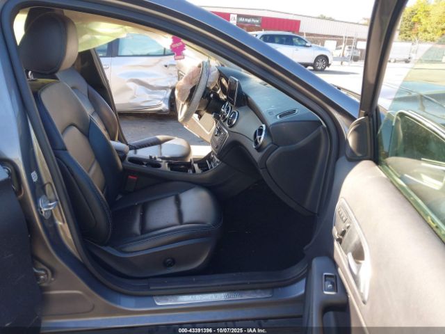 2015 MERCEDES-BENZ GLA 250 WDCTG4GB2FJ101402 Photo 4