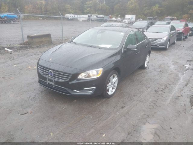 2015 VOLVO S60 YV1612TKXF2338061 Photo 1