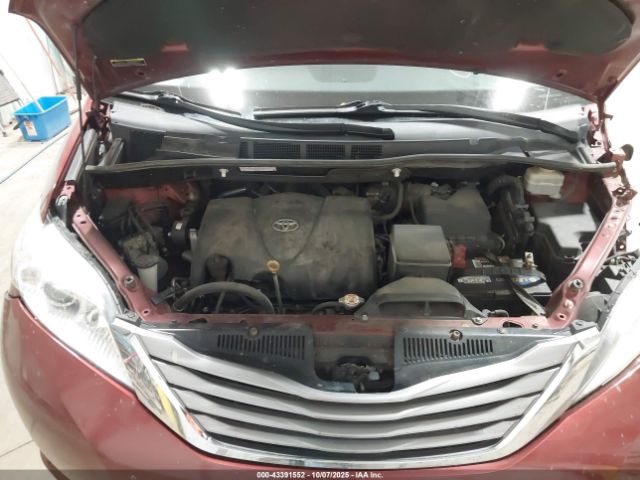 2017 TOYOTA SIENNA 5TDYZ3DCXHS773713 Photo 9