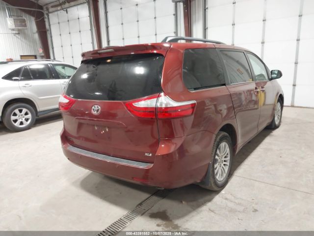 2017 TOYOTA SIENNA 5TDYZ3DCXHS773713 Photo 3