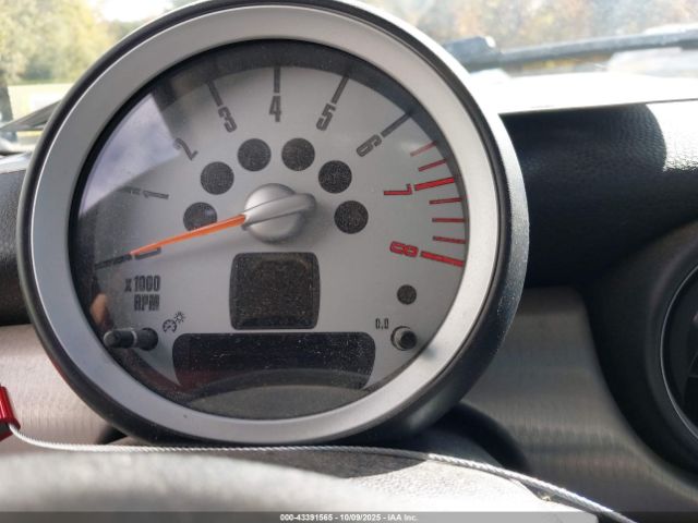 2008 MINI COOPER S CLUBMAN WMWMM33598TP70932 Photo 6