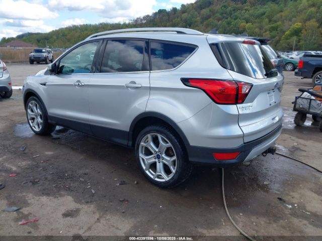 2019 FORD ESCAPE 1FMCU9J9XKUB76466 Photo 2