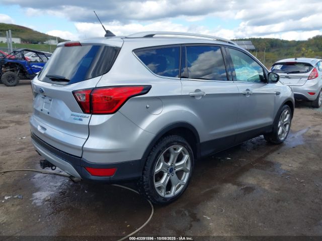 2019 FORD ESCAPE 1FMCU9J9XKUB76466 Photo 3