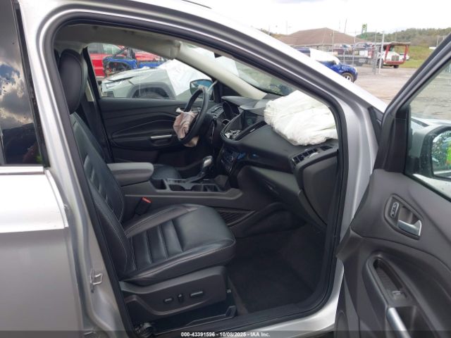 2019 FORD ESCAPE 1FMCU9J9XKUB76466 Photo 4