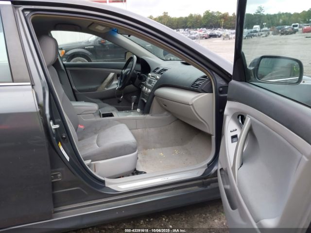 2011 TOYOTA CAMRY 4T1BF3EK6BU184564 Photo 4