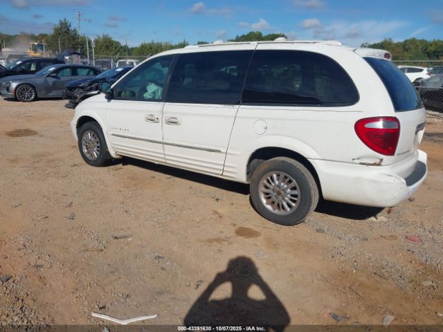 2001 CHRYSLER TOWN & COUNTRY 2C8GP64L91R240266 Photo 2