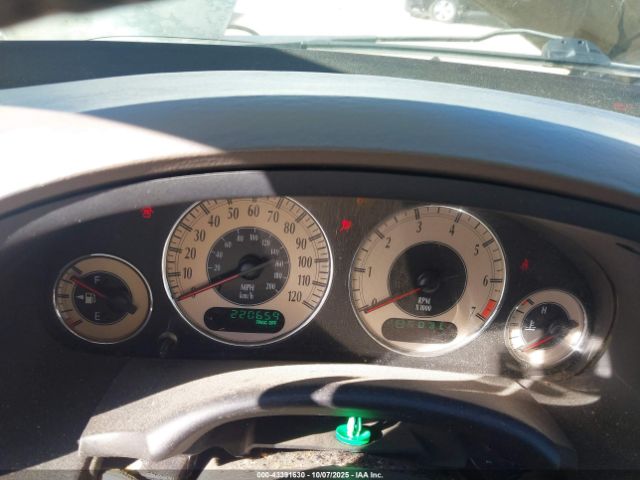 2001 CHRYSLER TOWN & COUNTRY 2C8GP64L91R240266 Photo 6