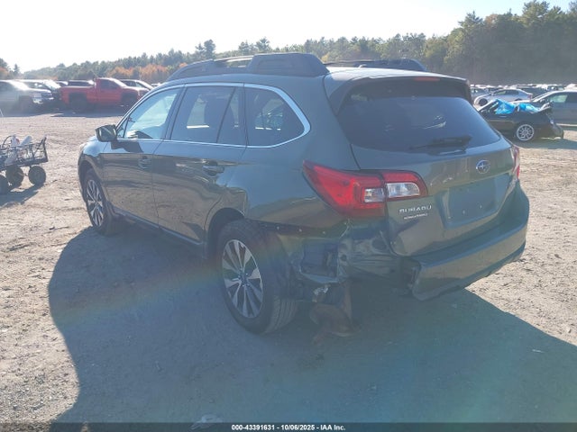 Subaru Outback 2.5i Limited 2015 4S4BSAJC7F3313535 Image 3