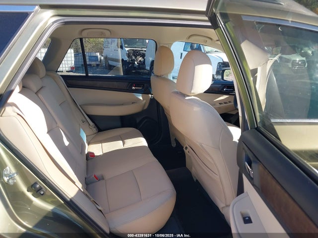 Subaru Outback 2.5i Limited 2015 4S4BSAJC7F3313535 Image 8