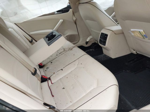 2018 VOLKSWAGEN PASSAT 1VWBA7A33JC038472 Photo 7