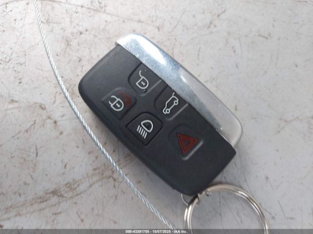 2017 JAGUAR XE SAJAD4BG9HA969703 Photo 10