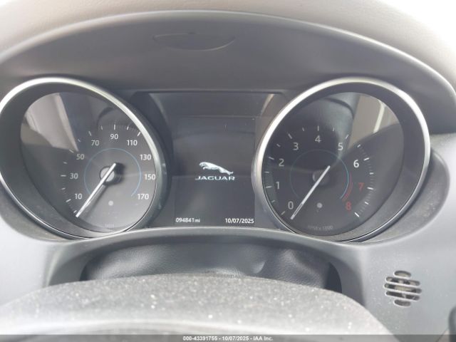 2017 JAGUAR XE SAJAD4BG9HA969703 Photo 6