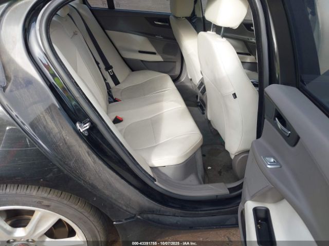2017 JAGUAR XE SAJAD4BG9HA969703 Photo 7