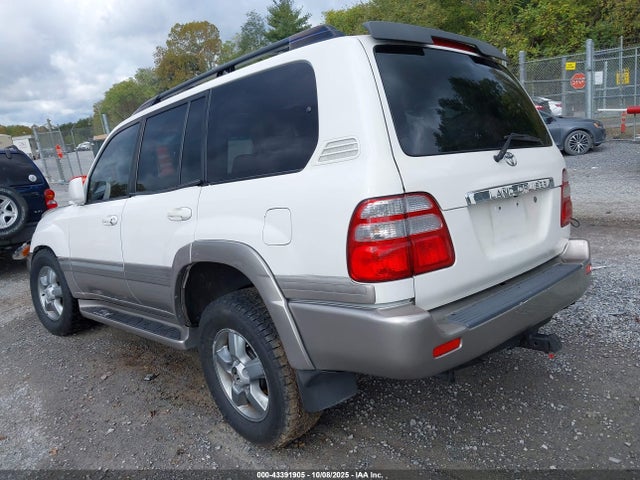 2005 TOYOTA LAND CRUISER JTEHT05J452080146 Photo 2