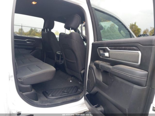 2023 RAM 1500 1C6SRFFT0PN595469 Photo 7