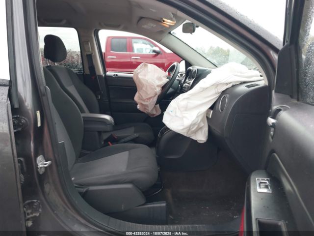 2015 JEEP COMPASS 1C4NJDBB7FD381517 Photo 4