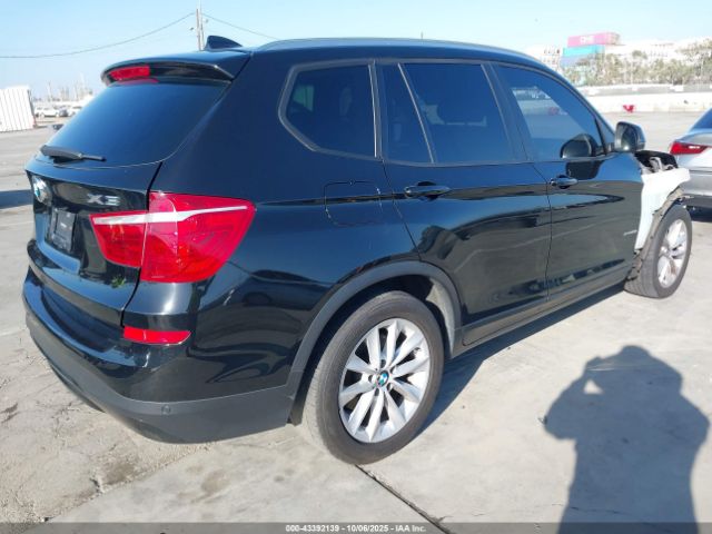 2016 BMW X3 5UXWX9C58G0D82341 Photo 3