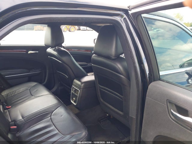 2014 Chrysler 300 მანქანა იყიდება აუქციონზე, vin: 2C3CCARG5EH184398, აუქციონის ნომერი: 43392258
