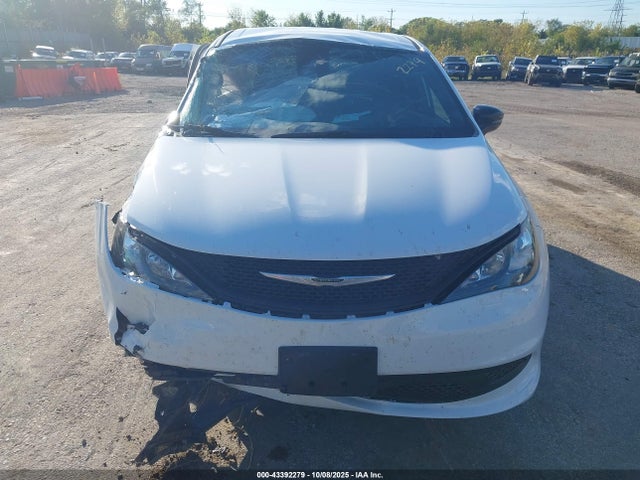 Chrysler Voyager Lx 2025 2C4RC1CG8SR521974 Image 12