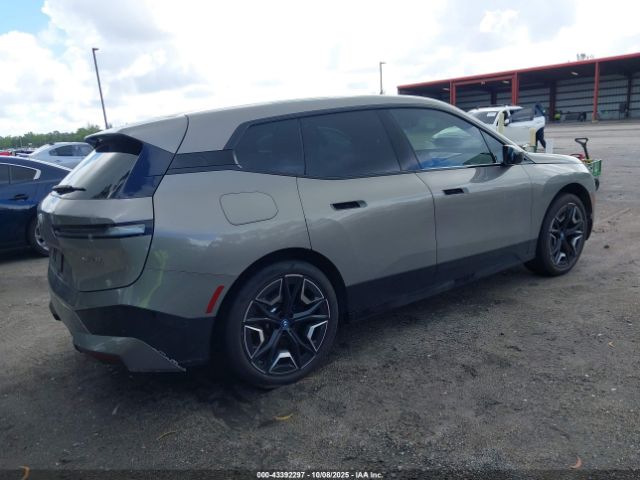 2024 BMW IX WB523CF06RCR94511 Photo 3
