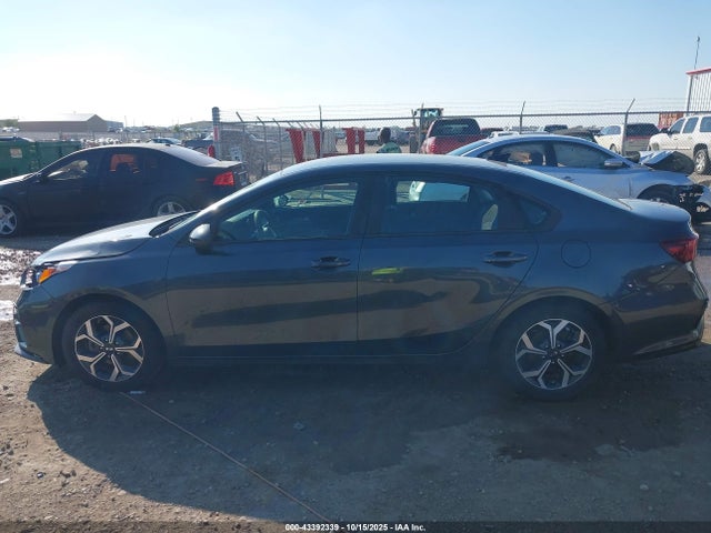 3KPF24AD9KE136568 KIA Forte Lxs