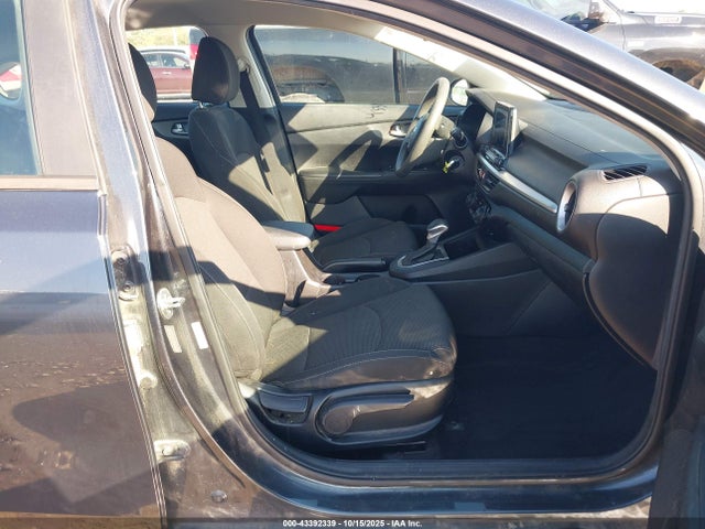 3KPF24AD9KE136568 KIA Forte Lxs