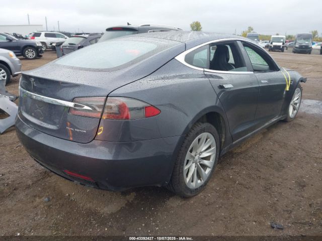 2020 TESLA MODEL S 5YJSA1E22LF359636 Photo 3