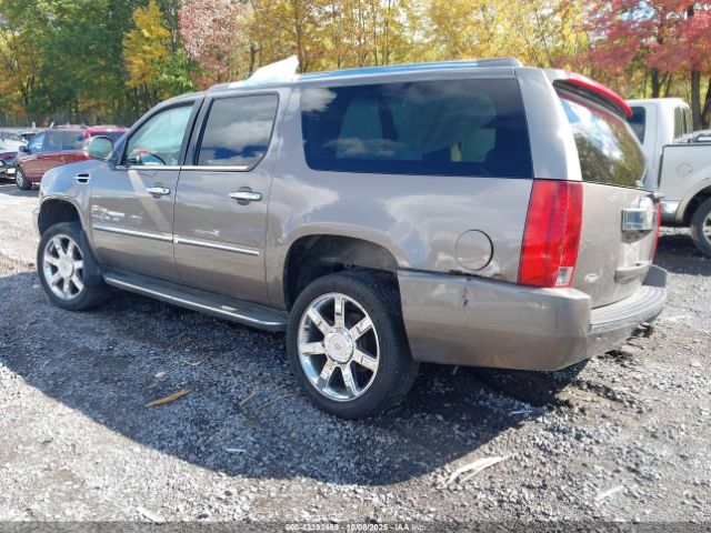 2014 CADILLAC ESCALADE ESV 1GYS4HEF5ER189735 Photo 2