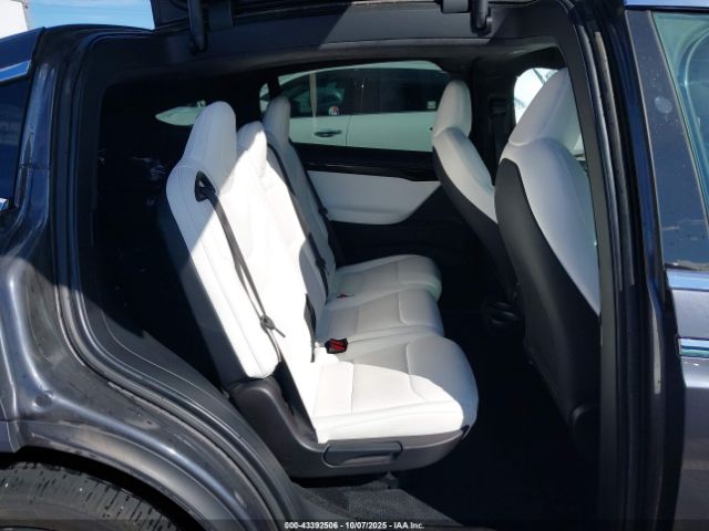 2020 TESLA MODEL X 5YJXCDE25LF301862 Photo 7