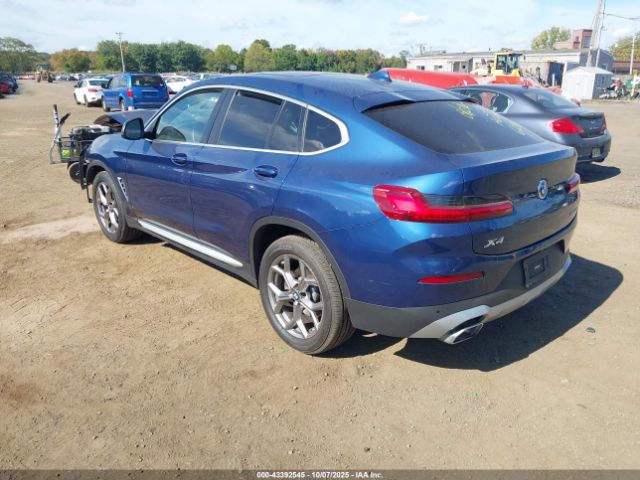 2022 BMW X4 5UX33DT04N9M66216 Photo 2