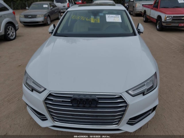2017 AUDI A4 WAUENAF41HN036573 Photo 5
