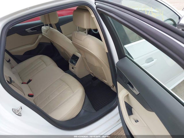 2017 AUDI A4 WAUENAF41HN036573 Photo 7