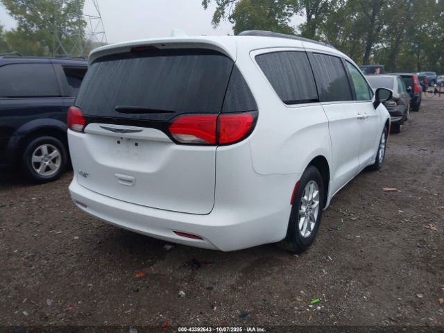 2020 CHRYSLER VOYAGER 2C4RC1DG1LR264995 Photo 3