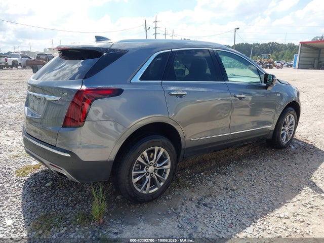 2021 CADILLAC XT5 1GYKNDRS4MZ142336 Photo 3