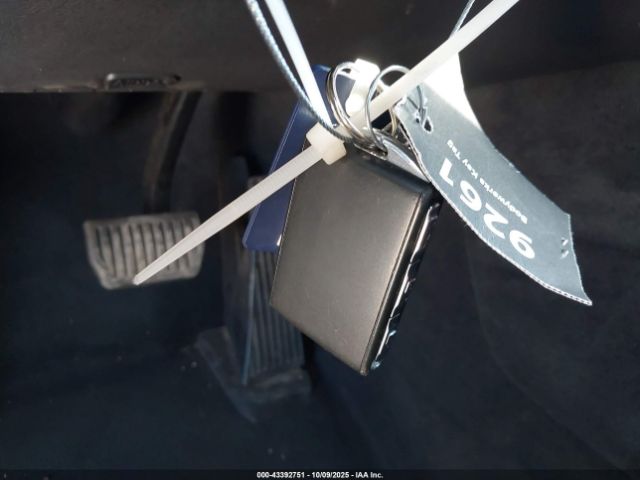 2018 VOLVO XC60 LYV102RK3JB116768 Photo 10