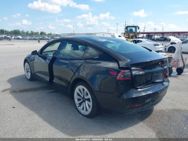 2021 TESLA MODEL 3 5YJ3E1EB3MF092467 Photo 2