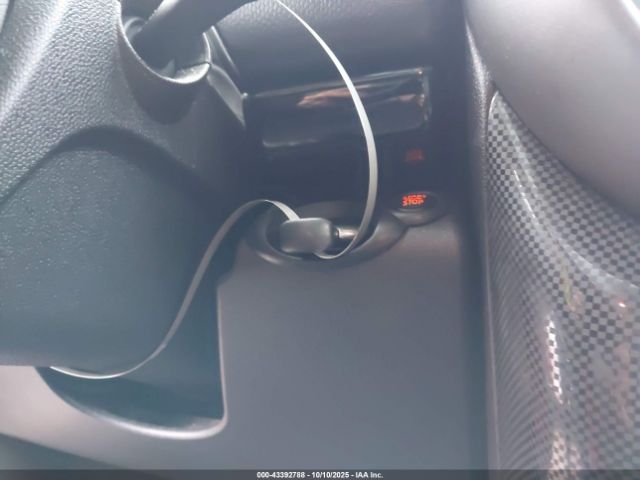 2011 MINI COOPER COUNTRYMAN WMWZB3C57BWM00693 Photo 10