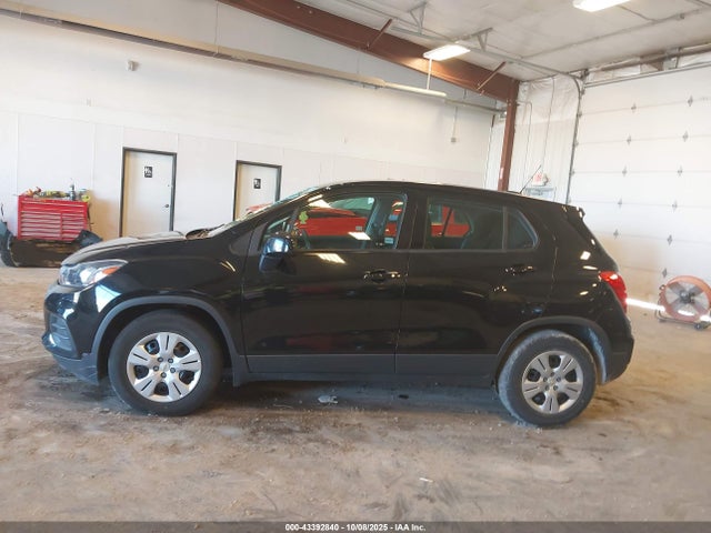 Продаж на аукціоні авто 2018 Chevrolet Trax Ls, vin: 3GNCJKSB2JL316435, номер лоту: 43392840