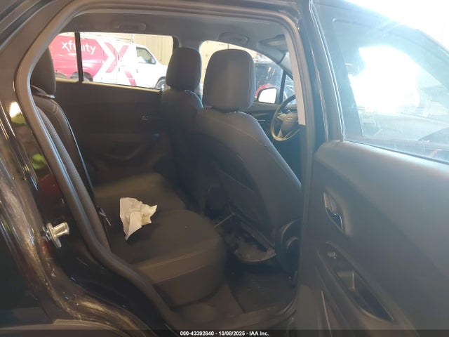 Продаж на аукціоні авто 2018 Chevrolet Trax Ls, vin: 3GNCJKSB2JL316435, номер лоту: 43392840