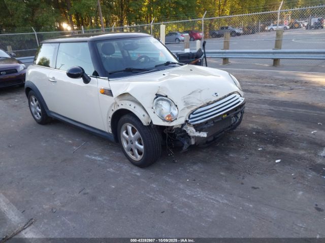 2010 MINI COOPER WMWMF3C50ATZ28252 Photo 0