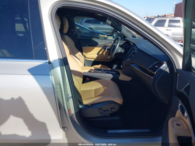 2018 VOLVO XC90 YV4A22PK4J1322389 Photo 4