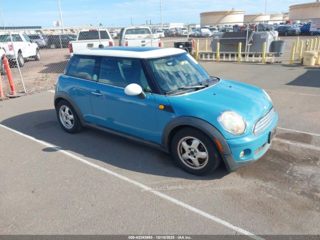 2008 MINI COOPER WMWMF33588TT61069