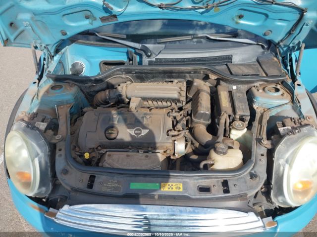 2008 MINI COOPER WMWMF33588TT61069 Photo 9